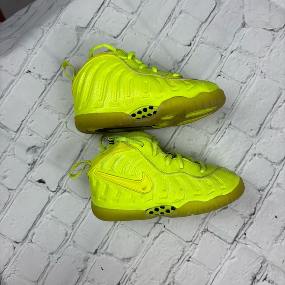 Nike Air Foamposite Little Posite Pro Volt CW1593-702 Size 6C - Picture 4 of 9
